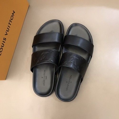LV men slippers AAA-702