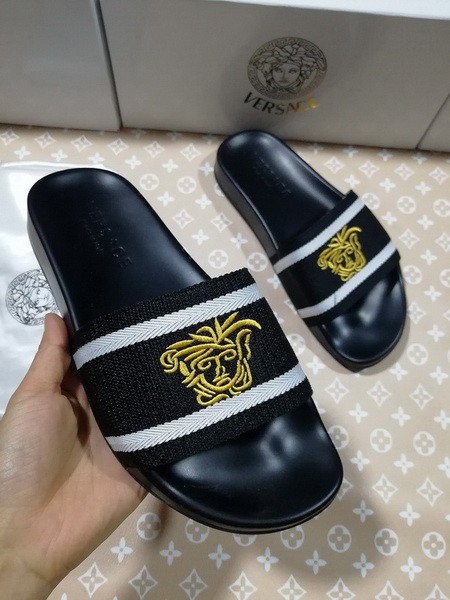 Versace men slippers AAA-218(38-46)