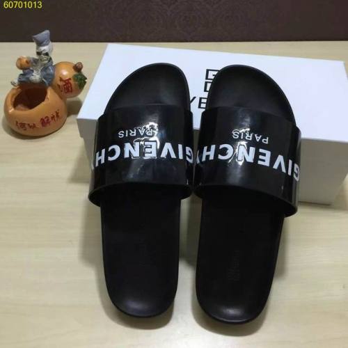 Givenchy men slippers AAA-009(38-44)