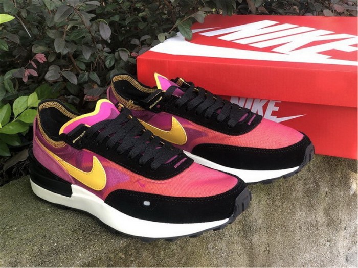Authentic Nike Waffle One“ Active Fuchsia”