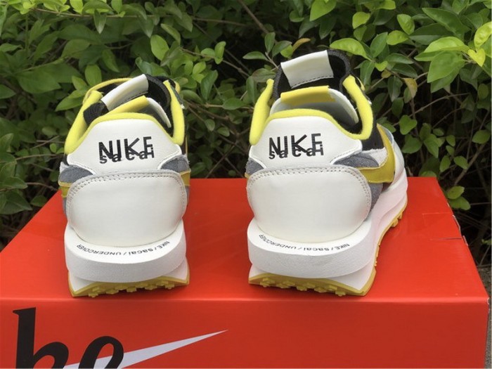Authentic  Sacai x Nike LDV WAFFLE  Black Yellow000