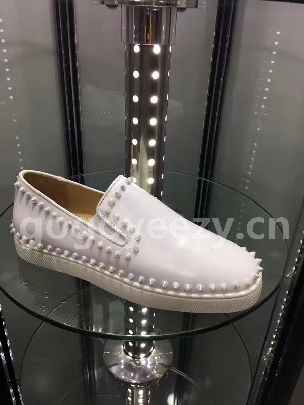 Super Max Christian Louboutin Shoes-666