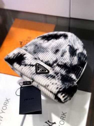 Prada Wool Cap Scarf AAA-004