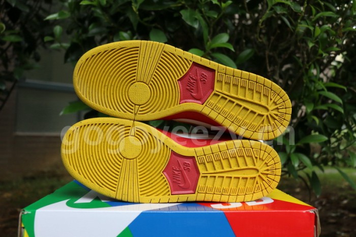 Authentic Nike SB Dunk Low “25th Anniversary”