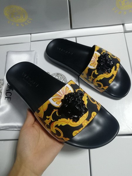 Versace men slippers AAA-209(38-46)