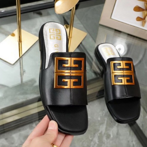 Givenchy women slippers AAA-044