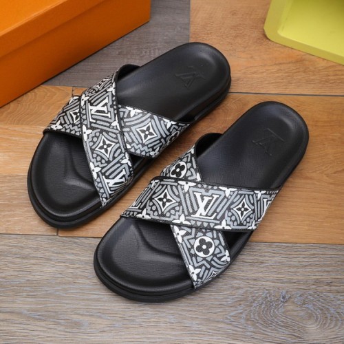 LV men slippers AAA-1023