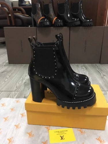 LV Women Shoes 1:1 Quality-029