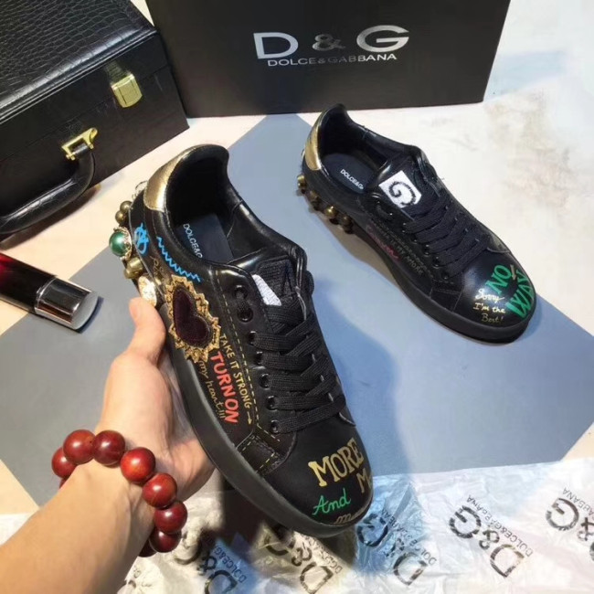 D&G men shoes 1;1 quality -048