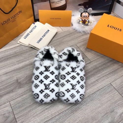 LV Sandals 1-1 Quality-239