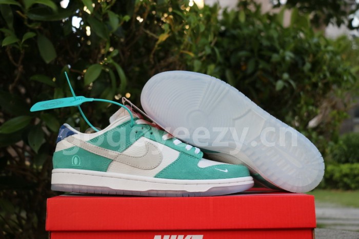 Authentic Kasina x Nike Dunk Low