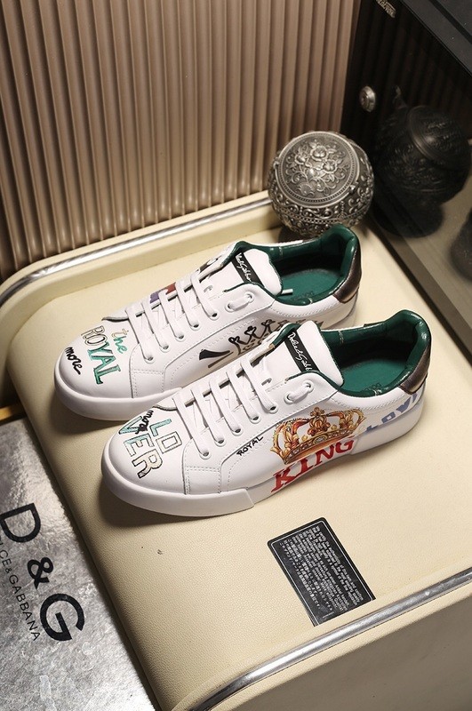 D&G men shoes 1;1 quality -094
