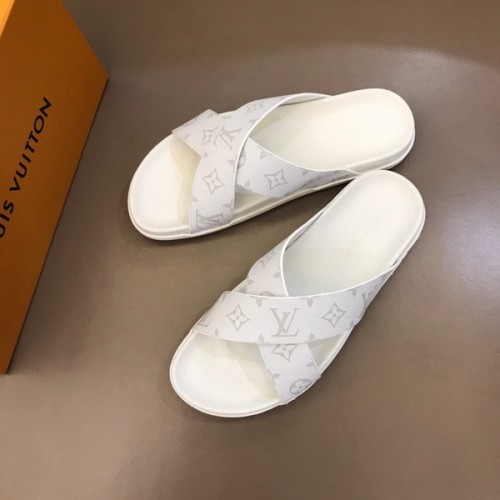 LV men slippers AAA-846