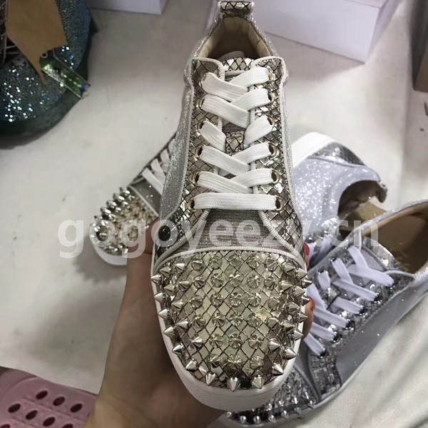 Super Max Christian Louboutin Shoes-654