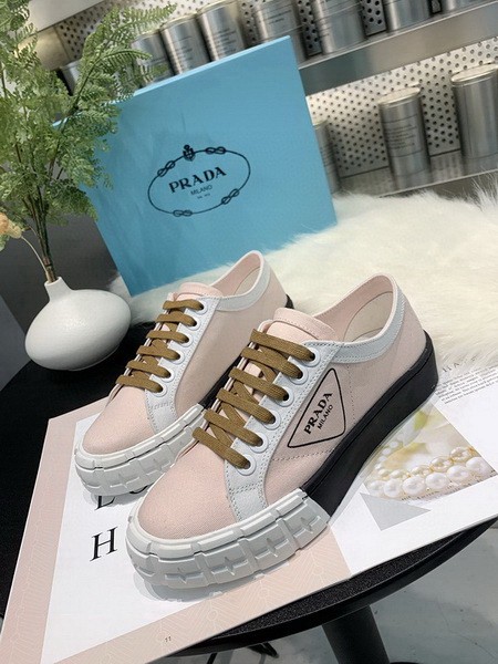 Prada women shoes 1：1 quality-007