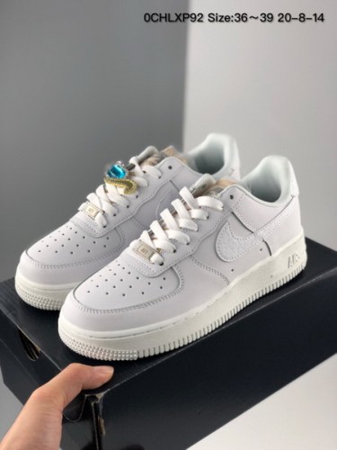 Nike air force shoes women low-181