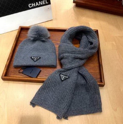 Prada Wool Cap Scarf AAA-013