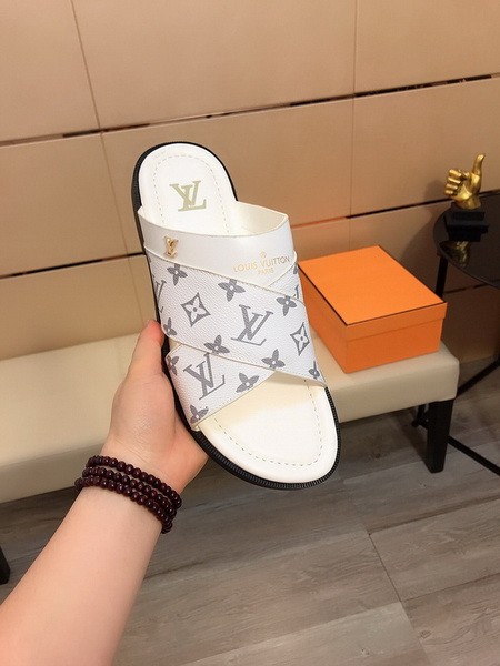 LV men slippers AAA-1078