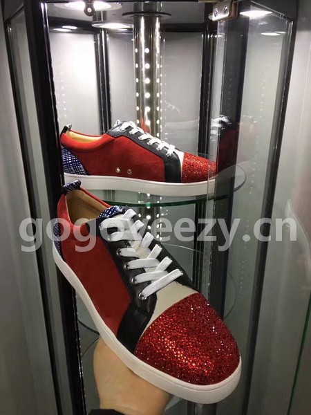 Super Max Christian Louboutin Shoes-627