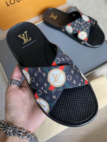 LV Sandals 1：1 Quality-084