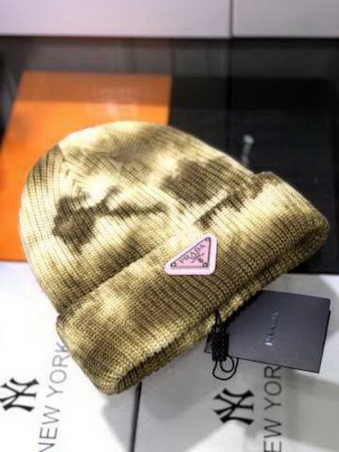 Prada Wool Cap Scarf AAA-001