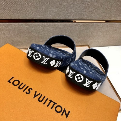 LV men slippers AAA-979