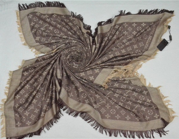 LV Silk Scarf AAA-114