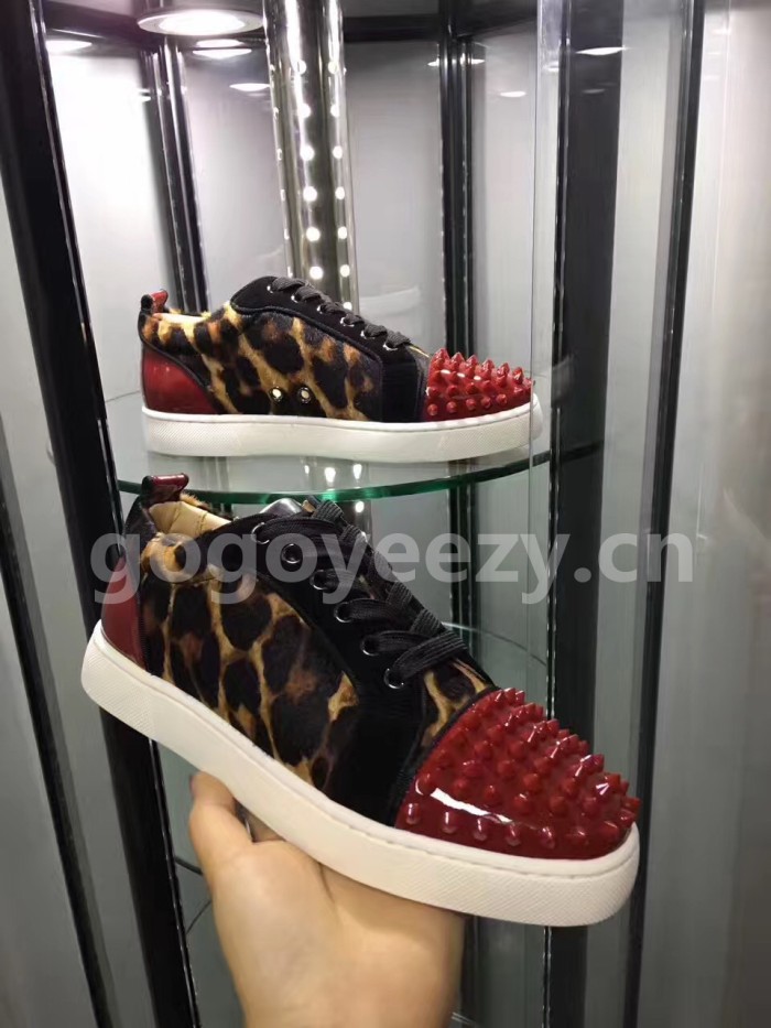 Super Max Christian Louboutin Shoes-722