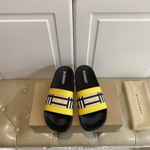 Burberry women slippers AAA-006