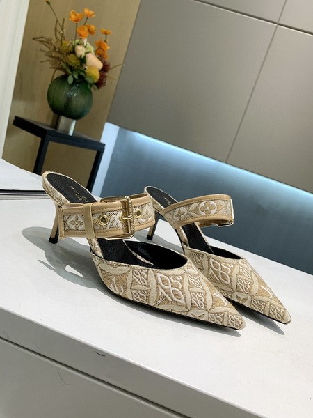 LV women Sandals 1：1 Quality-288