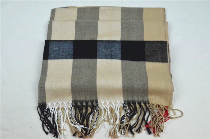 Burberry Silk Scarf AAA-326