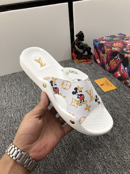 LV women Sandals 1：1 Quality-194