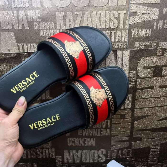 Versace Men slippers AAA-088