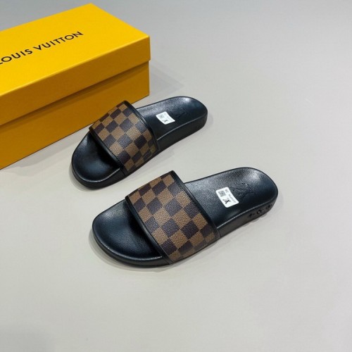 LV women slippers AAA-199