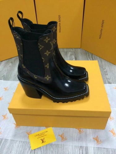 LV Women Shoes 1:1 Quality-017