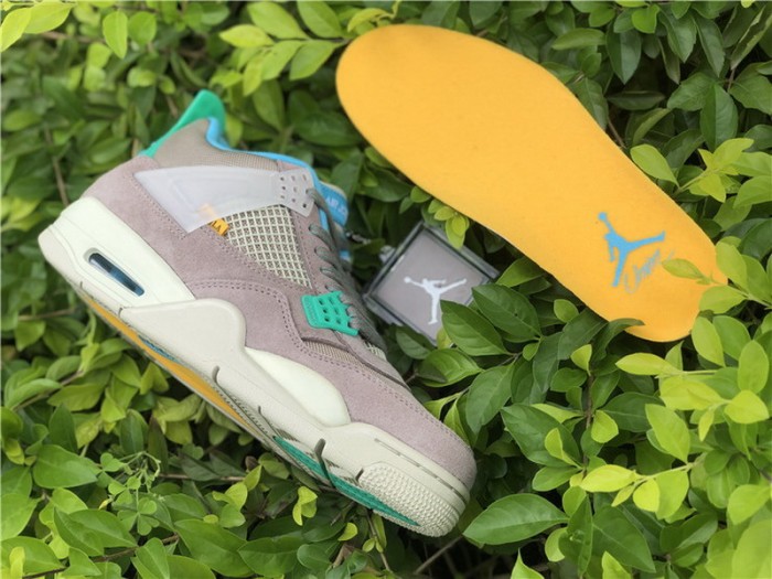 Authentic UNION x Air Jordan 4 Taupe Haze