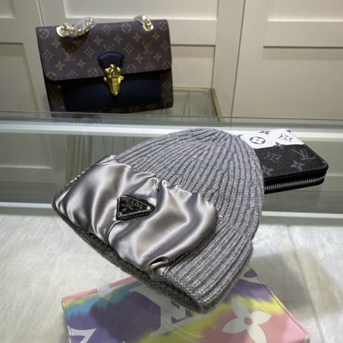 Prada Wool Cap Scarf AAA-033