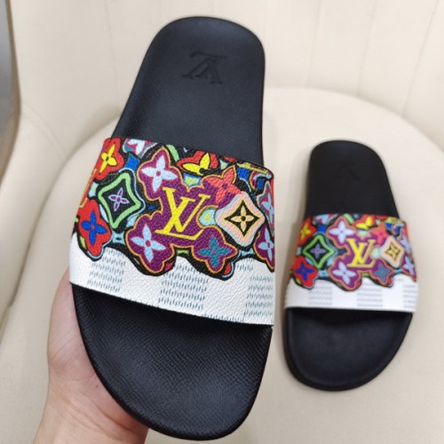 LV men slippers AAA-1081