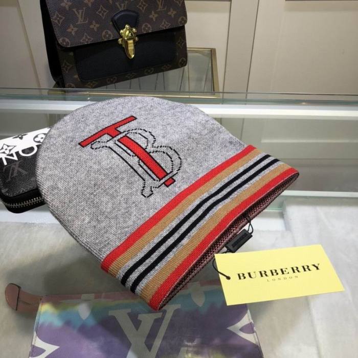 Burberry Wool Cap Scarf AAA-012