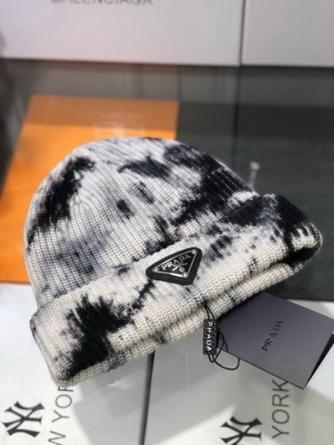 Prada Wool Cap Scarf AAA-037