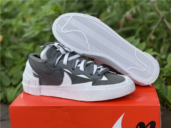 Authentic sacai x Nike Blazer Low Grey