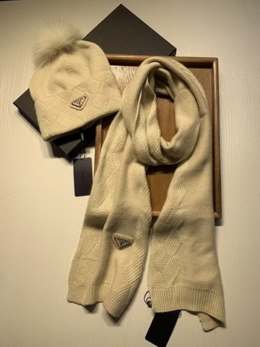 Prada Wool Cap Scarf AAA-092