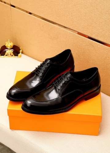 LV Men shoes 1：1 quality-4049