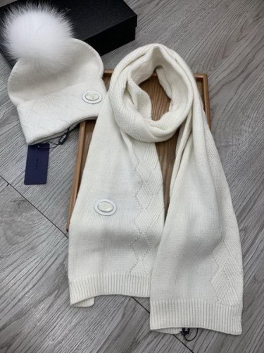 Prada Wool Cap Scarf AAA-099