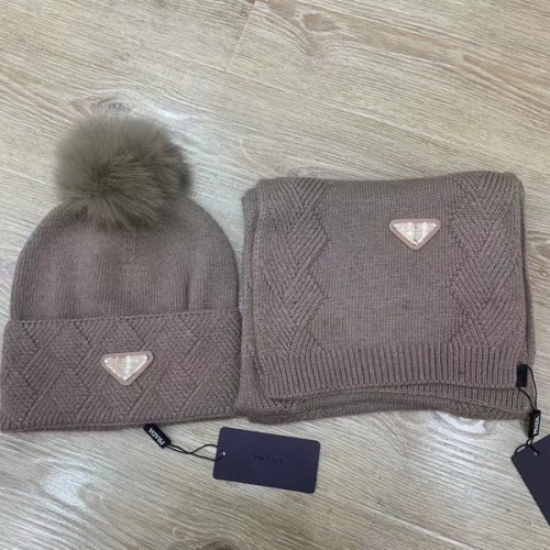 Prada Wool Cap Scarf AAA-098