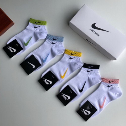Nike Socks-054