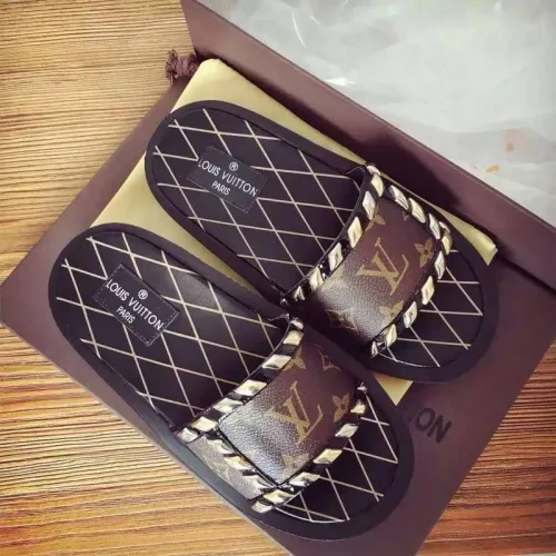 LV women slippers AAA-008