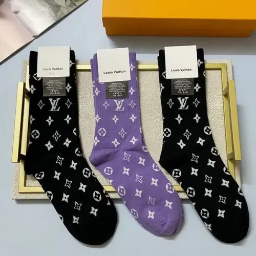 LV Socks-107