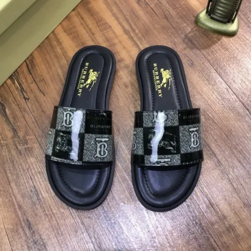Burberry men slippers AAA-013