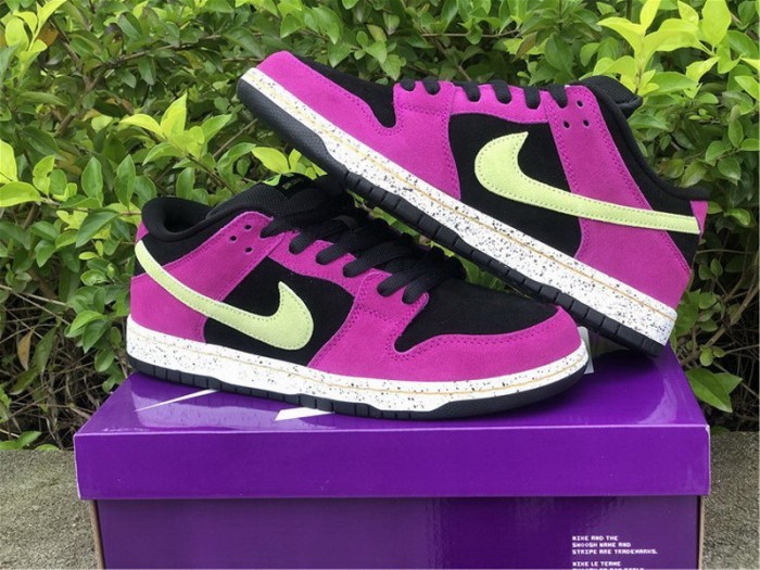 Authentic Nike SB Dunk Low“Red Plum”